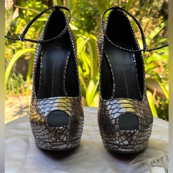 Giuseppe Zanotti snakeskin metallic platform mary jane ankle strap peep toe - Picture 2 of 7